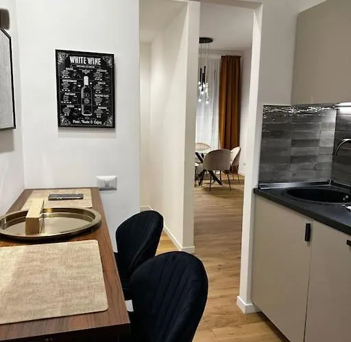 Curato Collection Rome